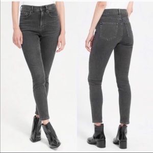 Everlane Gray Black Faded Ankle Jeans 25 M…